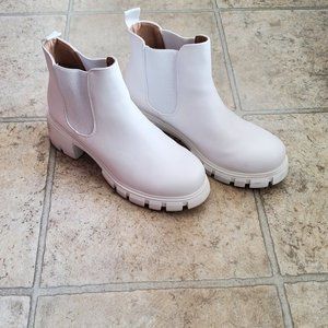 White chelsea boots